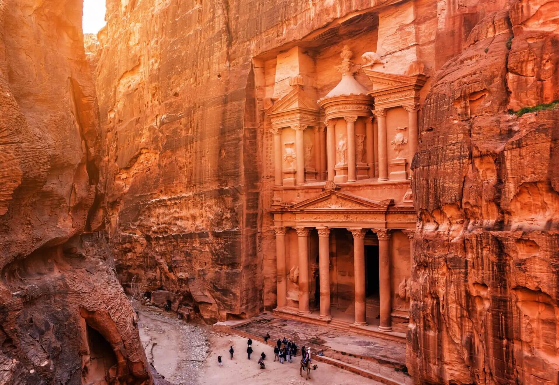 al khazneh the treasury at old city petra jordan stockpack istock scaled 1